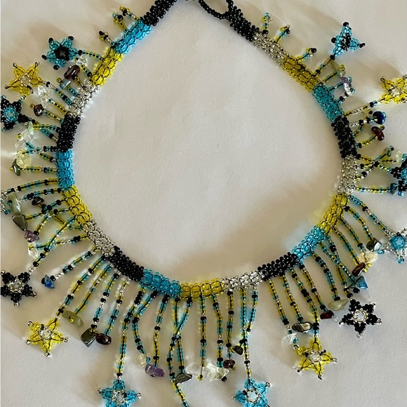 Beautiful NWOT Handmade Beaded Star Necklace with Glass Beads & Stone Chips - Picture 7 of 8